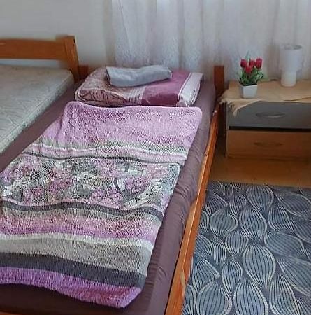 Badacsonyi Pihenes Privat Berlemeny Hotel Badacsonytomaj Exterior foto